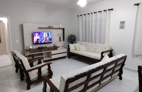 Jardim Praiano Apartment | Apartment in Praia da Enseada 70 meters from the sea