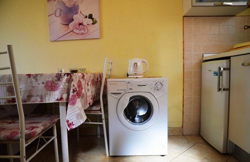 Valdebek Apartment | Apartment in Pula,two person near the sea and city center,WIFI,air conditioning,BBQ