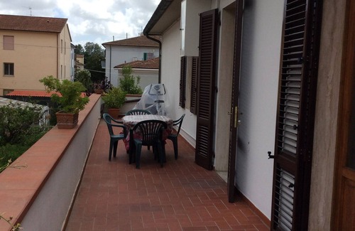 Pisa Apartment | Apartment in quiet area near the walls, the cathedral and the Leaning Tower