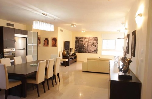 Tel Aviv Apartment | apartment in residence