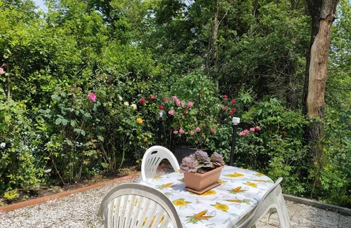 Borgo San Lorenzo Apartment | Apartment in residential complex, surrounded by greenery, ten minutes from Fiesole and a quarter of an hour of Florence.with private parking and park. park.