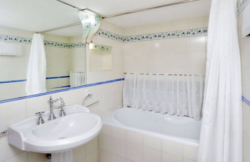 Rione VIII Sant'Eustachio Apartment | Apartment in Rome with 1 bedrooms sleeps 4