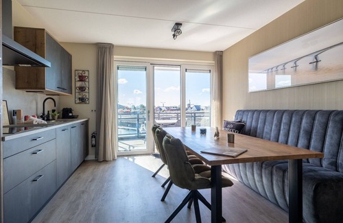 Sint-Annaland Apartment | Apartment in Sint-Annaland with Beach Access