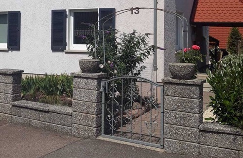 Obersulm Apartment | Apartment in Spatzenberg