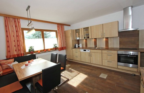 Stumm Apartment | Apartment in Stumm near Ski Slopes
