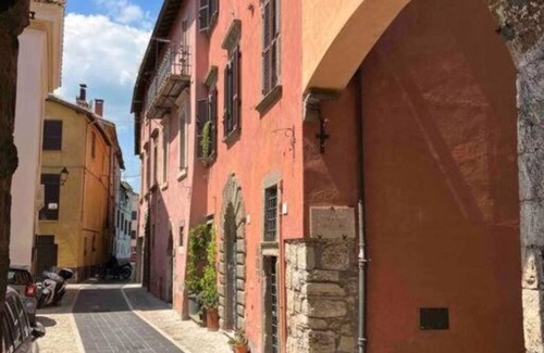 Orte Apartment | Apartment in the Borgo
