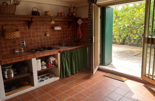 Ortonovo Apartment | Apartment in the center with garden and parking space