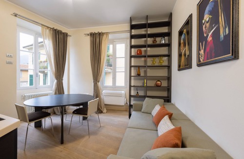 Como City Centre Apartment | Apartment in the center of Como near Lake Como to experience the city.