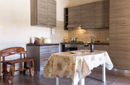 Schifoni Apartment | Apartment in the countryside