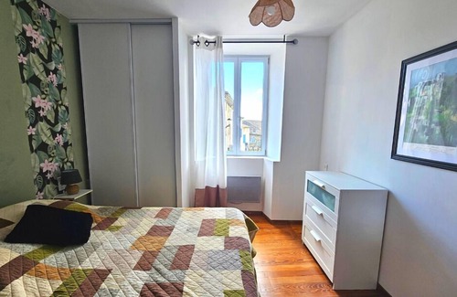 Manas House | Apartment in the heart of the village of Manas
