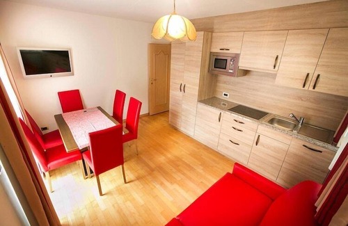 Santa Cristina Val Gardena Apartment | Apartment in Val Gardena near Ski Slopes