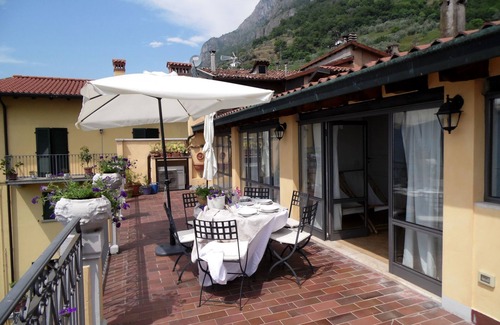 Marone Apartment | Apartment in Vello by Lake Iseo Beach