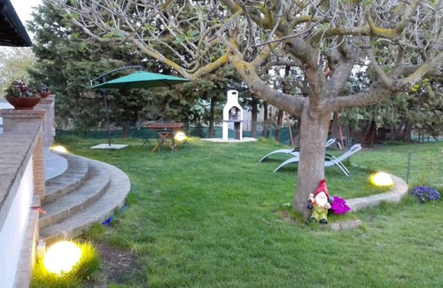 Tragliatella Apartment | Apartment in villa, independent, welcoming, spacious with fine finishes.