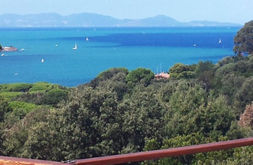 Punta Ala Villa | Apartment in villa with panorama on the gulf of Punta Ala