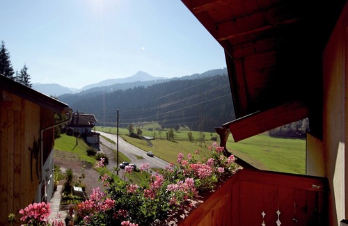 Wagrain Apartment | Apartment in Wagrain near Red 8 Gondola