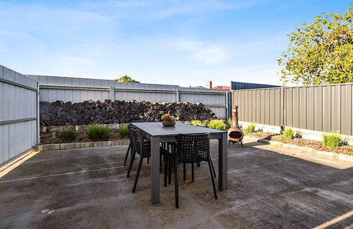 West Launceston Apartment | Apartment in West Launceston