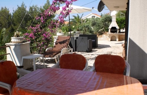 Zavala Apartment | Apartment in Zavala with Seaview, Terrace, Air condition, WIFI (3576-1)