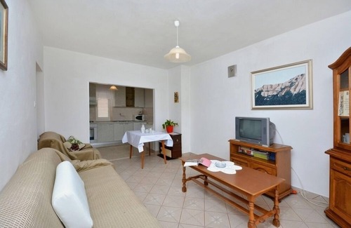 Zuljana Apartment | Apartment in Žuljana with Seaview, Terrace, WIFI, Dishwasher (3558-2)