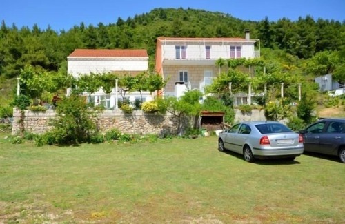 Zuljana Apartment | Apartment in Žuljana with Seaview, Terrace, WIFI, Dishwasher (3558-2)