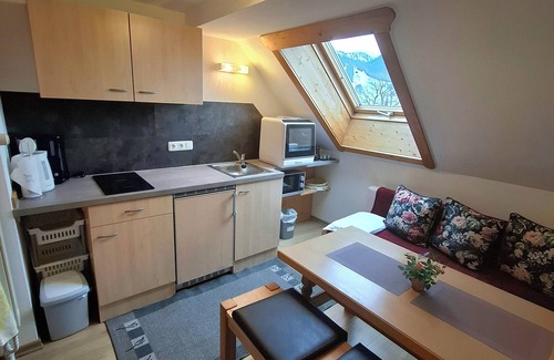 Unterammergau Apartment | Apartment incl. Königscard, mountain railroads, thermal baths, leisure facilities, bus/train
