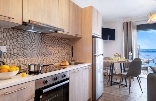 Nikiana Apartment | Apartment 'Ionian Sea View Luxury Apartments' with Wi-Fi and Air Conditioning