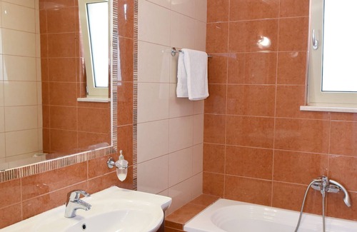 Maza Apartment | "apartment irini" , between Rethymno and Chania,