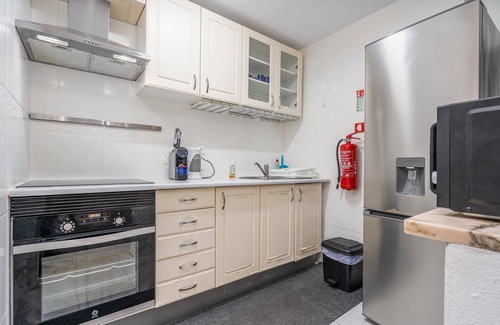 Vale de Centianes Apartment | Apartment 'Isabel' with Mountain View, Private Terrace and Wi-Fi