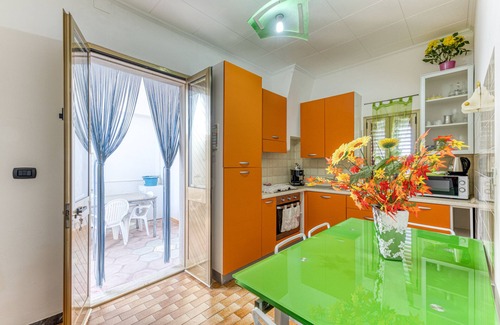 Santa Maria di Leuca Apartment | Apartment 'La Casa Del Sole' with Sea View, Wi-Fi and Air Conditioning