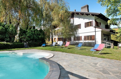Santo Stefano dʼAveto Apartment | Apartment "Agriturismo La Casa sul Poggio - Maggiorasca" with Private Terrace, Shared Pool
