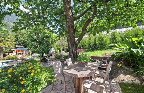 San Leonardo in Passiria Apartment | Apartment "Veilchen" with Mountain View, Pool, Wi-Fi, Balcony & Garden