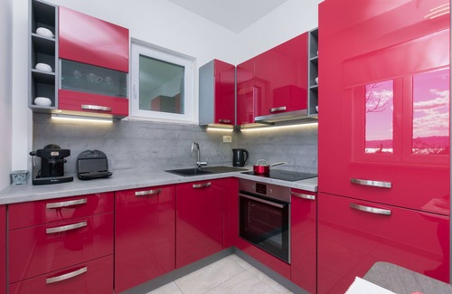 Dugi Rat Apartment | Apartment Ivano (61101-A1) - Dugi Rat