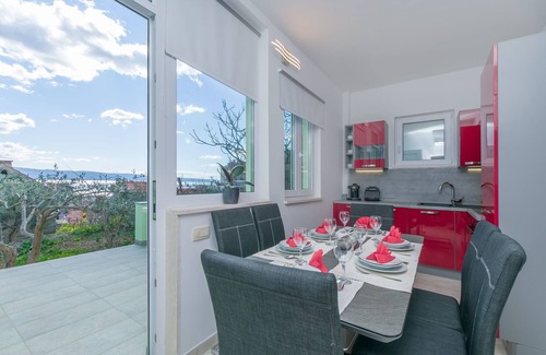 Dugi Rat Apartment | Apartment Ivano (61101-A1) - Dugi Rat