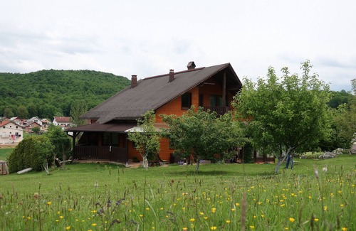 Otocac House | Apartment Jan, Pakaljski odvojak 4, 53220 Otočac, Licko-Senjska county, Croatia