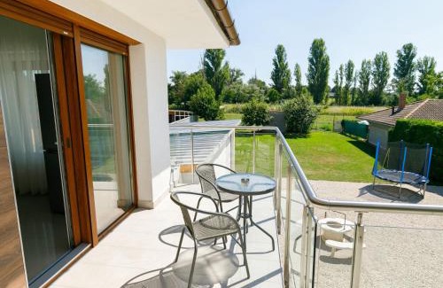 Balatonszarszo Apartment | Apartment Johann 1 by Interhome