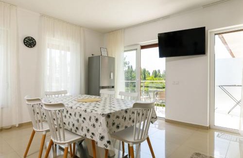 Balatonszarszo Apartment | Apartment Johann 1 by Interhome