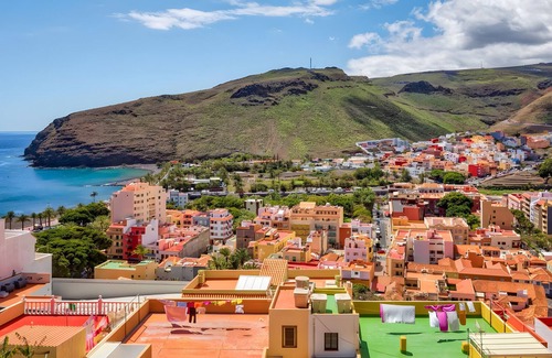 Playa de Santiago Apartment | Apartment 'Judith's Oasis' with Sea View, Shared Pool and Wi-Fi