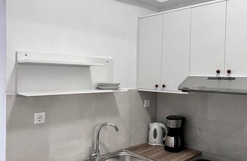 Myrtos Apartment | Apartment 'Kallithea Beach' with Sea View, Wi-Fi and Air Conditioning