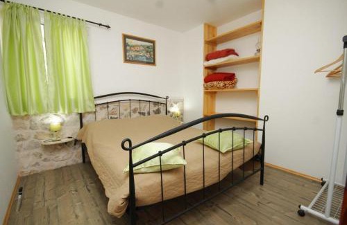 Scedro Apartment | Apartment Karkavac - Scedro 8801d