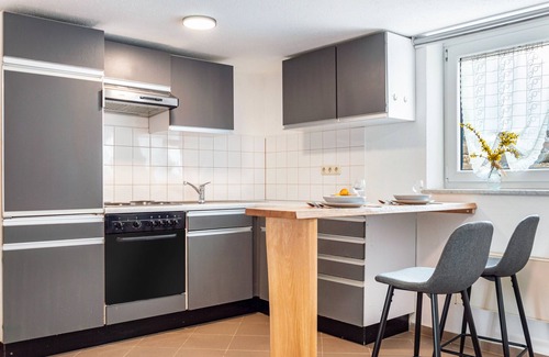 Merkendorf Apartment | Apartment 'Kellerperle' with Wi-Fi