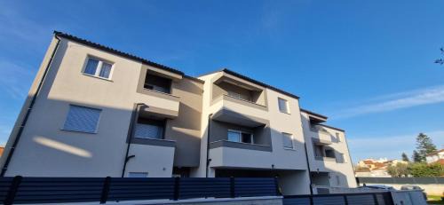 Valdebek Apartment | Apartment Kika