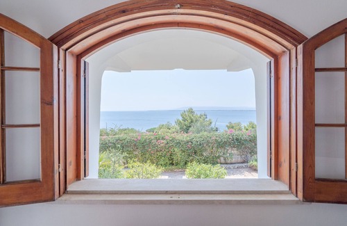 Plemmirio Apartment | Apartment "Kind of Blue" with Sea View, Wi-Fi and Air Conditioning