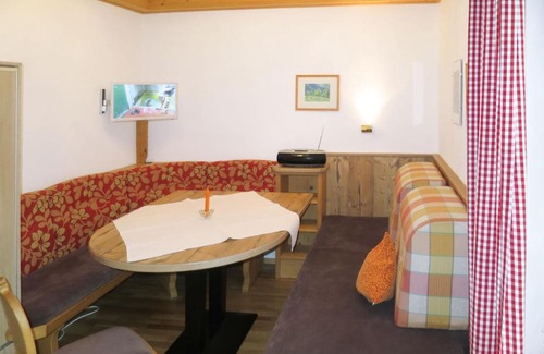 Blindau Apartment | Apartment Klausenberg by Interhome