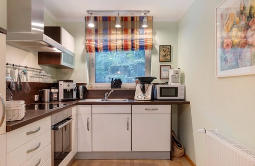 Oberried Apartment | Apartment 'Kneissler' with Mountain View, Private Terrace and Wi-Fi