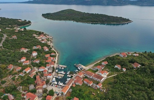 Knez Villa | : Apartment Knež with its unique island location will make your stay fullfiled
