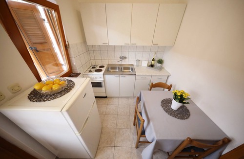 Knez Apartment | Apartment Knež with its unique island location will make your stay fullfiled