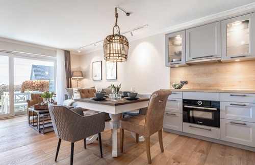 Drei Apartment | Apartment 'Komfort-Appartement Strandperle' with Sea View, Private Terrace and Wi-Fi