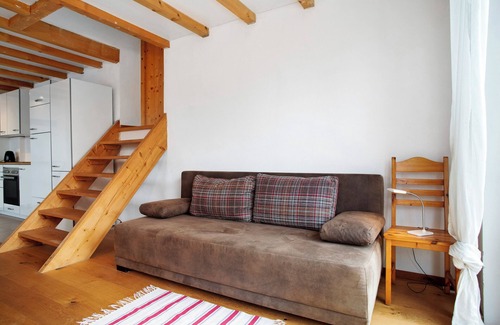 Deggenhausertal Apartment | Apartment 'Kombi Wohnung' with Balcony