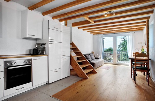 Deggenhausertal Apartment | Apartment 'Kombi Wohnung' with Balcony