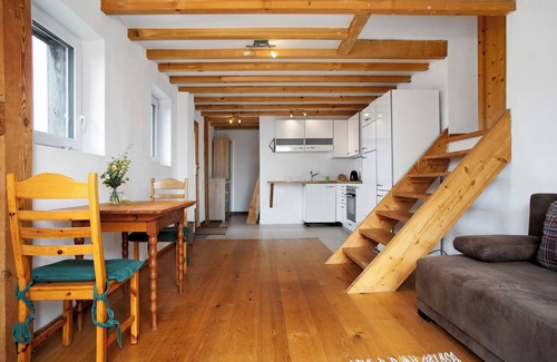 Deggenhausertal Apartment | Apartment 'Kombi Wohnung' with Balcony