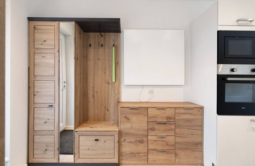 Lustenau Apartment | Apartment 'König' with Mountain View, Shared Terrace and Wi-Fi